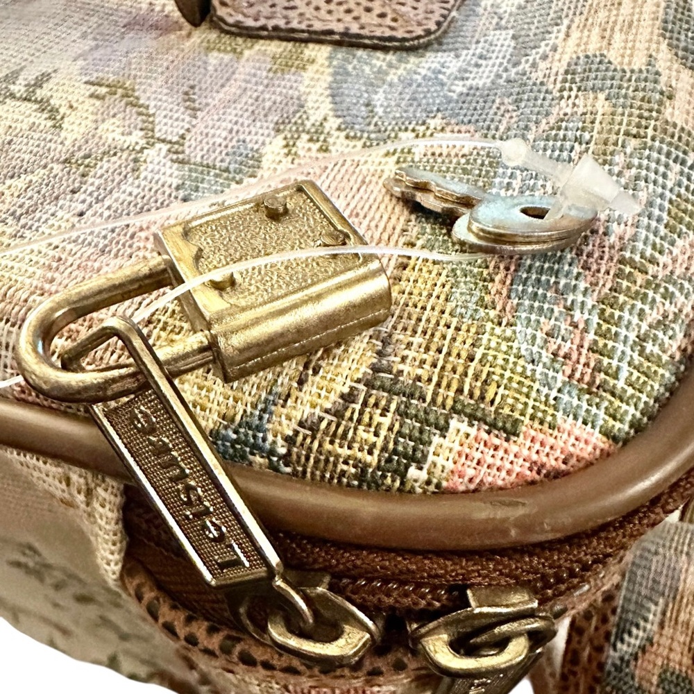 Leisure Luggage Vintage 1980’s Tapestry Travel Vanity Case with lock & keys NWOT - Picture 5 of 15
